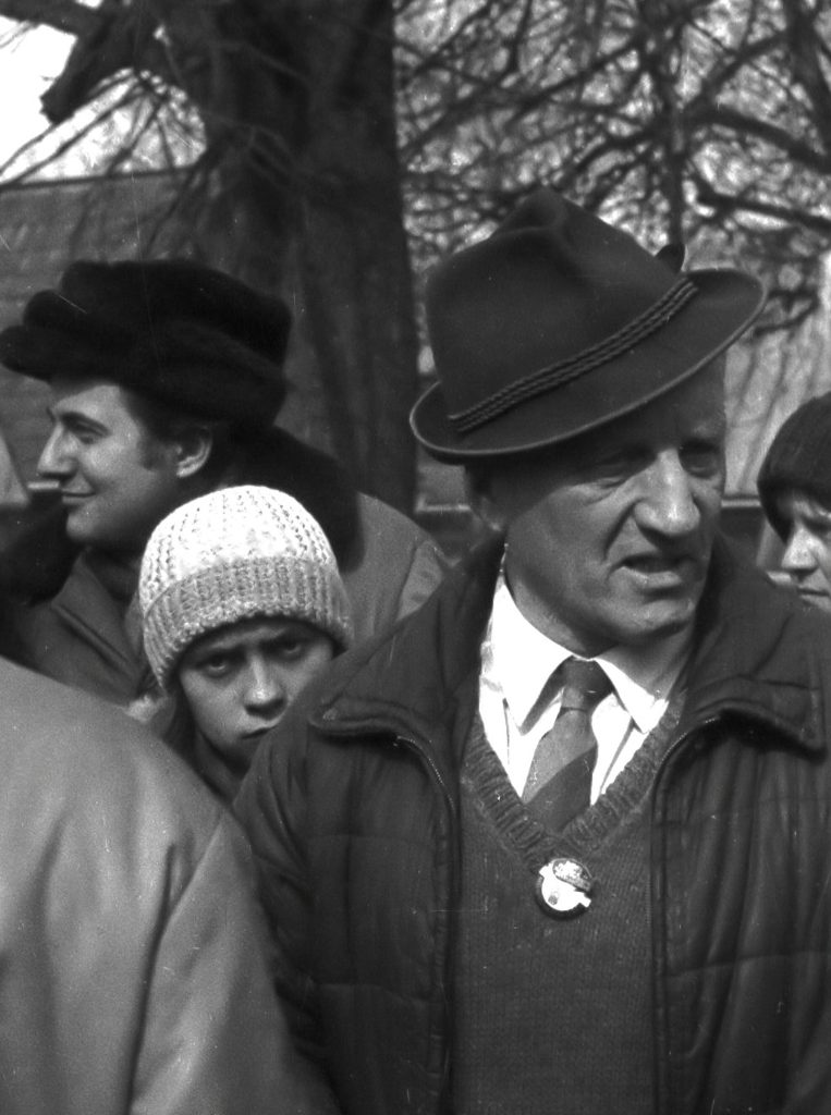 Władysław Midowicz, pionier turystyki babiogórskiej, geograf, meteorolog (1907 - 1993). Wytyczył wiele szlaków w masywie Babiej Góry, w tym legendarną Perć Akademików. Kluczowa postać tzw. "wojny na pędzle", były gospodarz Schroniska Markowe Szczawiny. Fot. Wikimedia Commons.